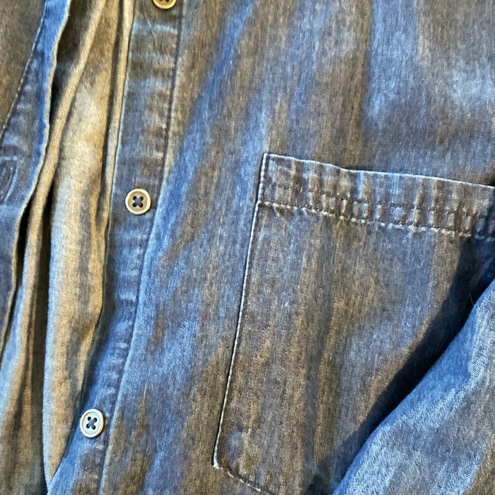 Forever 21 Chambray Button Down - image 3